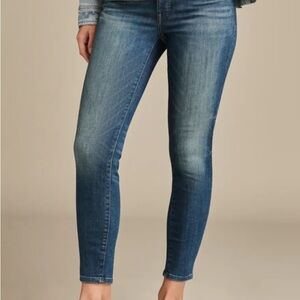 Lucky Brand Blue Skinny Jeans with Natural Fading